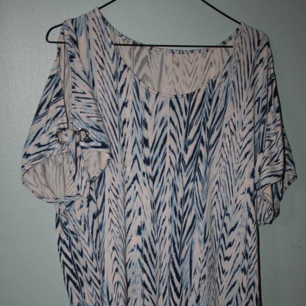 Calvin Klien Cold Shoulder Short Sleeve Top